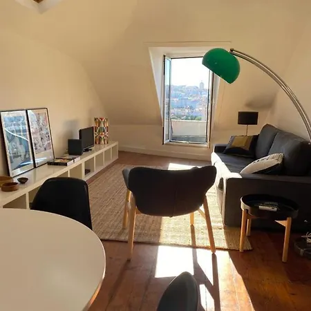 Combro Penthouse 아파트 *